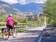 Cyclists on the way from Lake Reschen to Schlanders