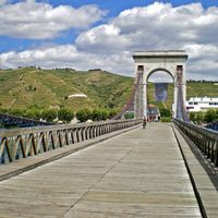 Die Marc-Seguin-Brücke in Tournon