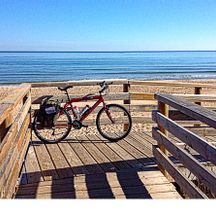 Rad vor Strand und Meer