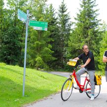 Andi und Vali checken die Radwege im Salzburger Seenland