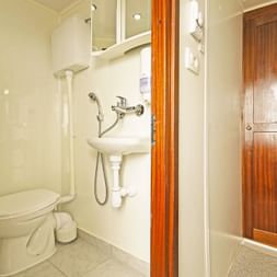 MS Sveti Vid Badezimmer