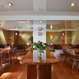 Salon, ATLANTIS