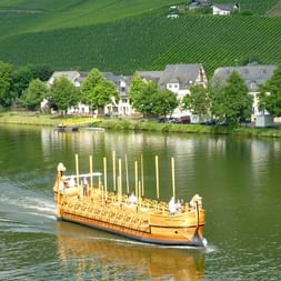 Neumagen-Dhron Romann wine boat