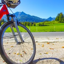 Bicycle in front of a mountain panorama
