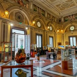 Prunkvolle und antike Galleri Turelli