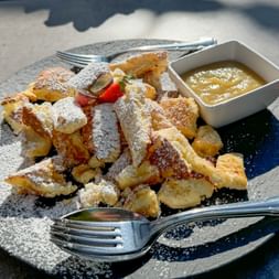 Imperial pancakes