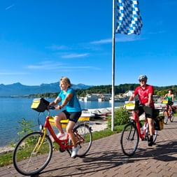 Eurobike cyclists on the shores of Lake Chiemsee