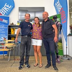 Eurohike Travel Specialist Isabella with the Station Staff