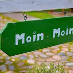 Sign 'Moin Moin'