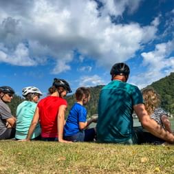 Radlerpause Familie Aschach