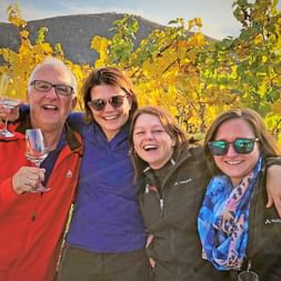Company trip Wachau 2019 Colleagues in the vineyards