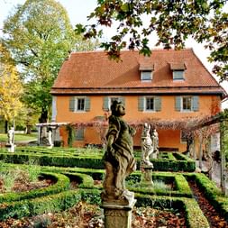 Garden on estate in Rothenburg