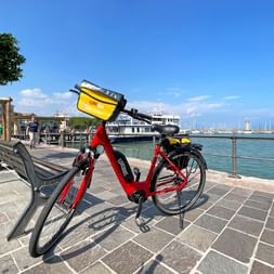 Eurobike E-Bike am Seeufer des Gardasees