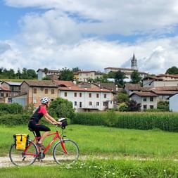 Radfahren durch norditalienische Dörfer