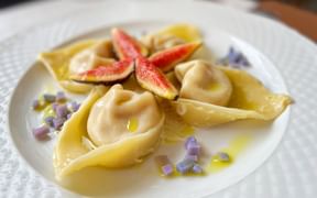 Gefüllte Pasta mit Feige