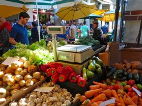Gemüsestand auf dem Markt von Funchal