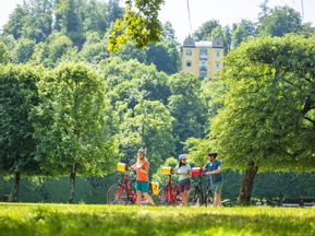 Bike break in Hellbrunn