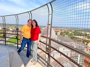 Couple photo at the viewpoint of the Leaning Tower of Pisa
