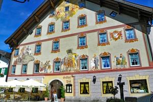 Typische Wandmalerei in Mittenwald