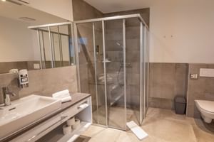Badezimmer im Hotel Ertl in Spittal