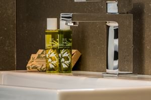 Hotel Palazzo del Garda - Economy Zimmer Bad