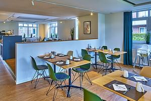 Breakfast room