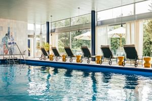 Hotel Pool