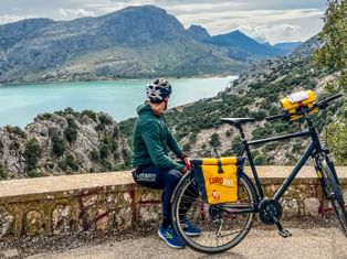 Cycle break at the Gorg Blau reservoir