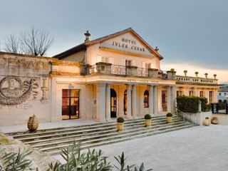 Exterior view Jules Cesar Arles