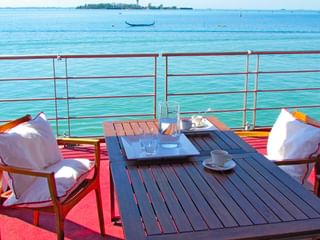 Sun-deck