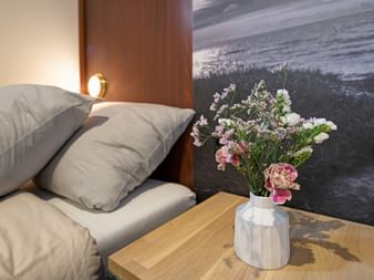 Blumen in der Kabine der Wapen fan Fryslân