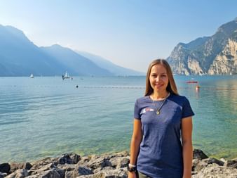 Vanessa at Lake Garda - the destination of her cycle tour