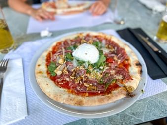 Pizza am Gardasee