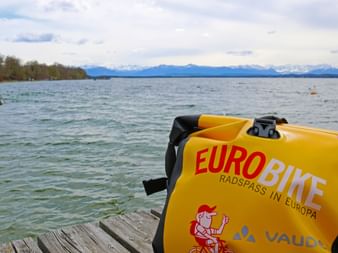 Eurobike saddle bag deposited at the footbridge of Lake Starnberg