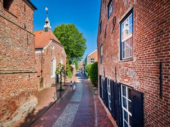 Greetsiel Krummhoern brick houses