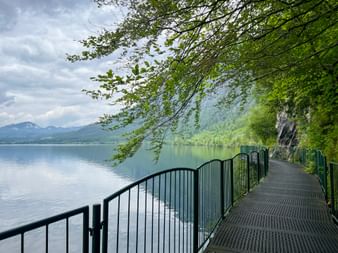 East bank cycle path along Lake Hallstatt