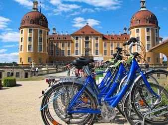 Bikes in front of the Moritzburg in Meißen