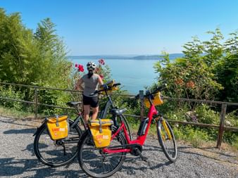 Radpause mit Panoramablick über den Bodensee Radpause mit Panoramablick über den Bodensee