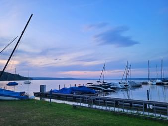 Hafen mit Abendstimmung