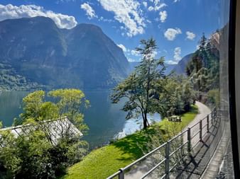 Bei Sonnenschein an den Hallstätter See mit der Bahn