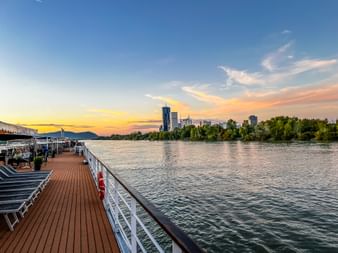 Evening atmosphere with a view of Vienna on the MS Princess Katharina