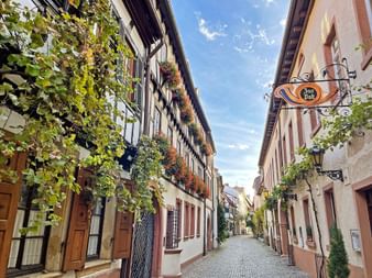The alleyways of Neustadt