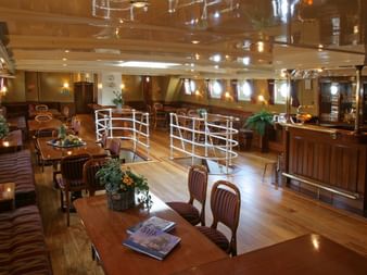 Salon, ATLANTIS