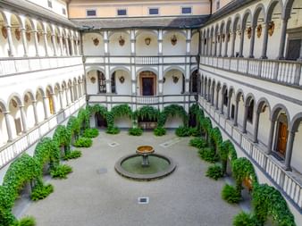 Greinburg Castle courtyard