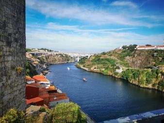 Ponte Dom Luis with a view of the Douro