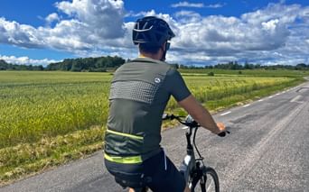 Cyclists on the cycle path