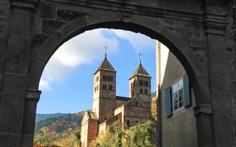 Blick auf die Abtei in Murbach