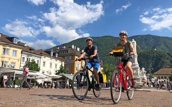 Cyclists in the centre of Bolzano