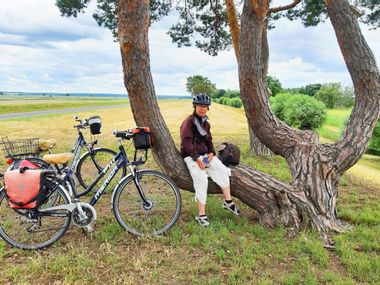 The Plachetta family on tour by bike