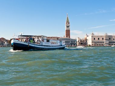 Ship Vita Pugna in front of Venedig